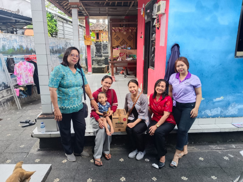 Kegiatan Kunjungan Balita Kurang Gizi dan Sakit Jantung di Br. Kelepekan